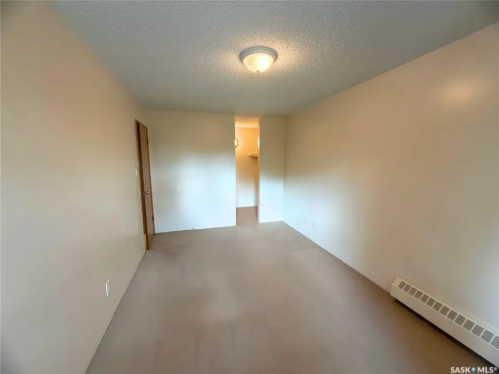 15 Alport Crescent Regina SK S4R 8C6