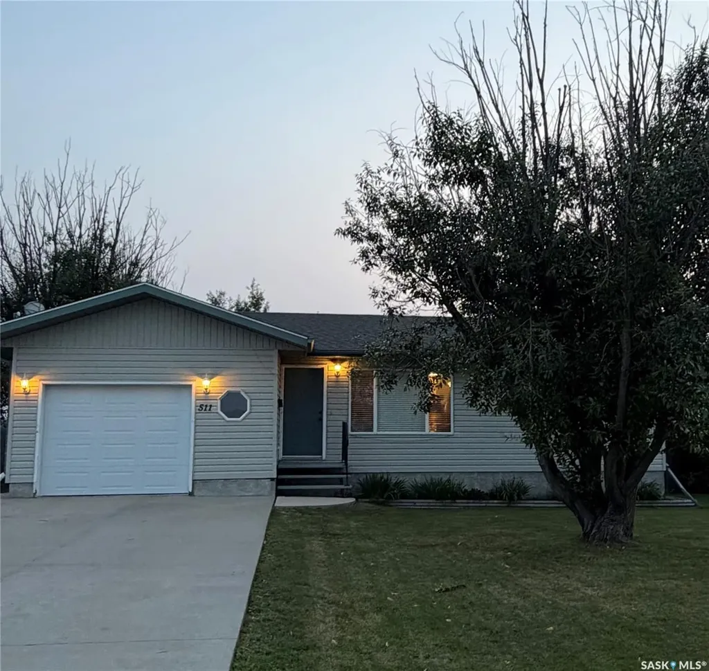 511 Macmillian Street Hudson Bay SK S0E 0Y0
