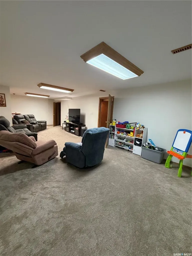 511 Macmillian Street Hudson Bay SK S0E 0Y0