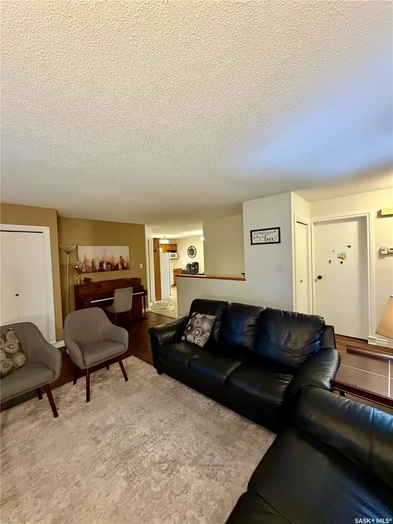 511 Macmillian Street Hudson Bay SK S0E 0Y0