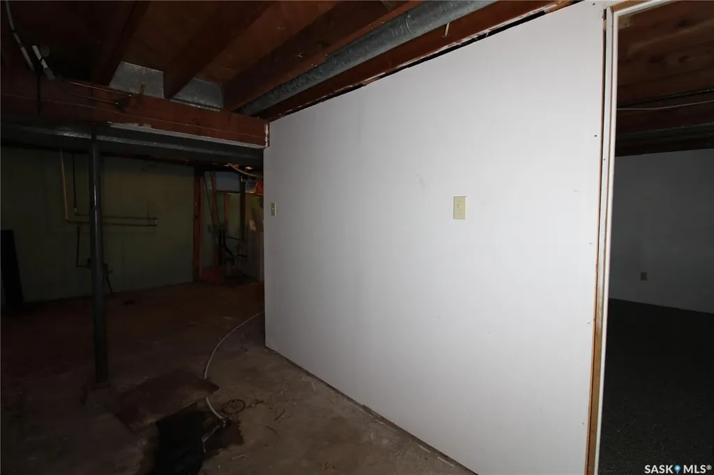 813 Cartier Street Whitewood SK S0G 5C0