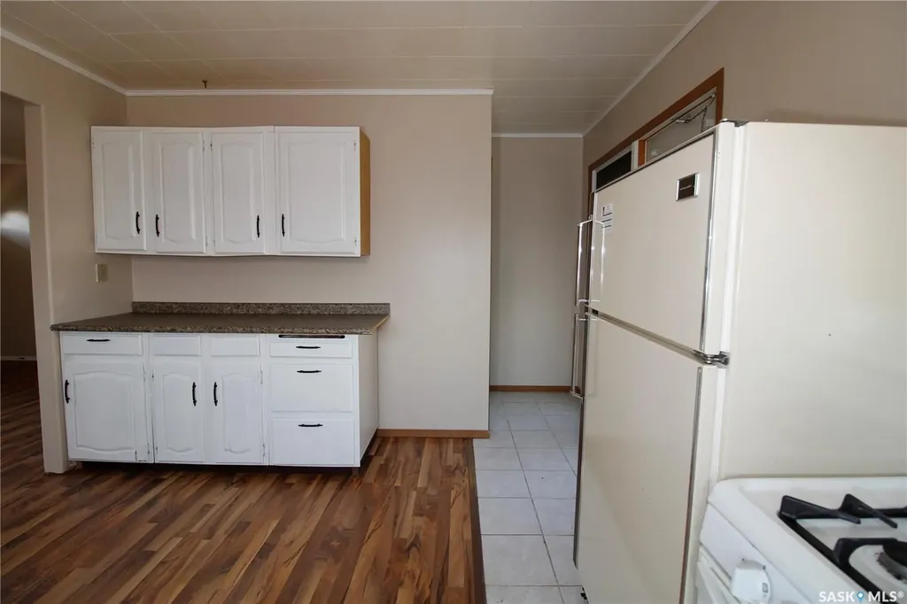 813 Cartier Street Whitewood SK S0G 5C0