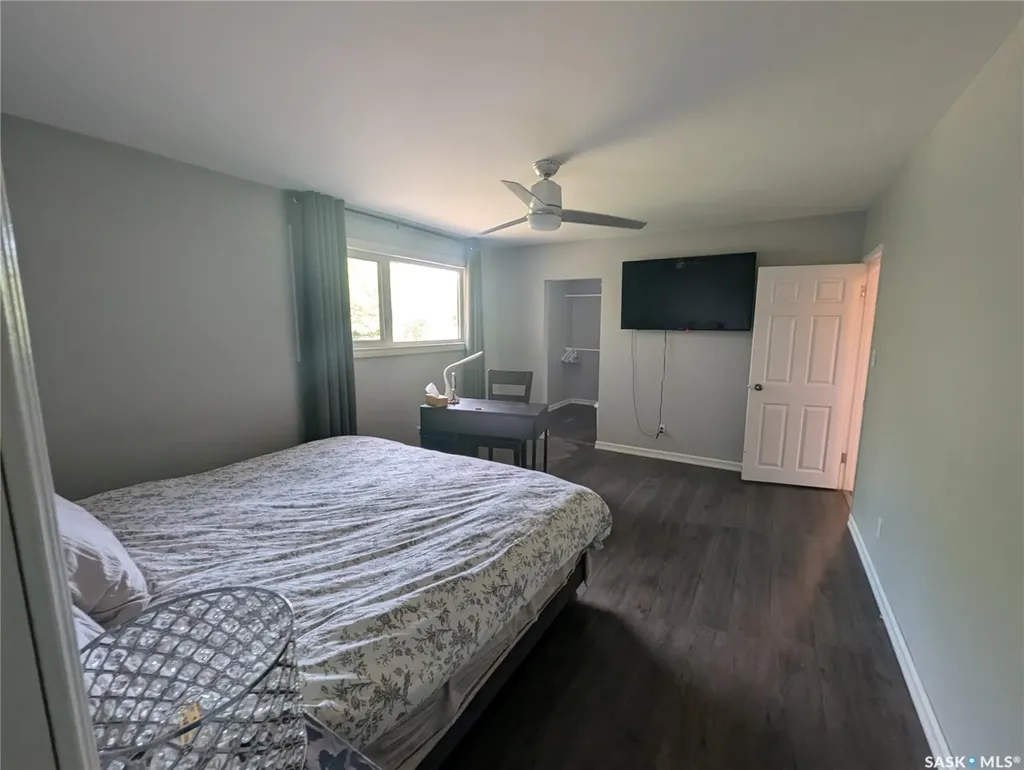 107 Carlton Street Viscount SK S0K 4M0
