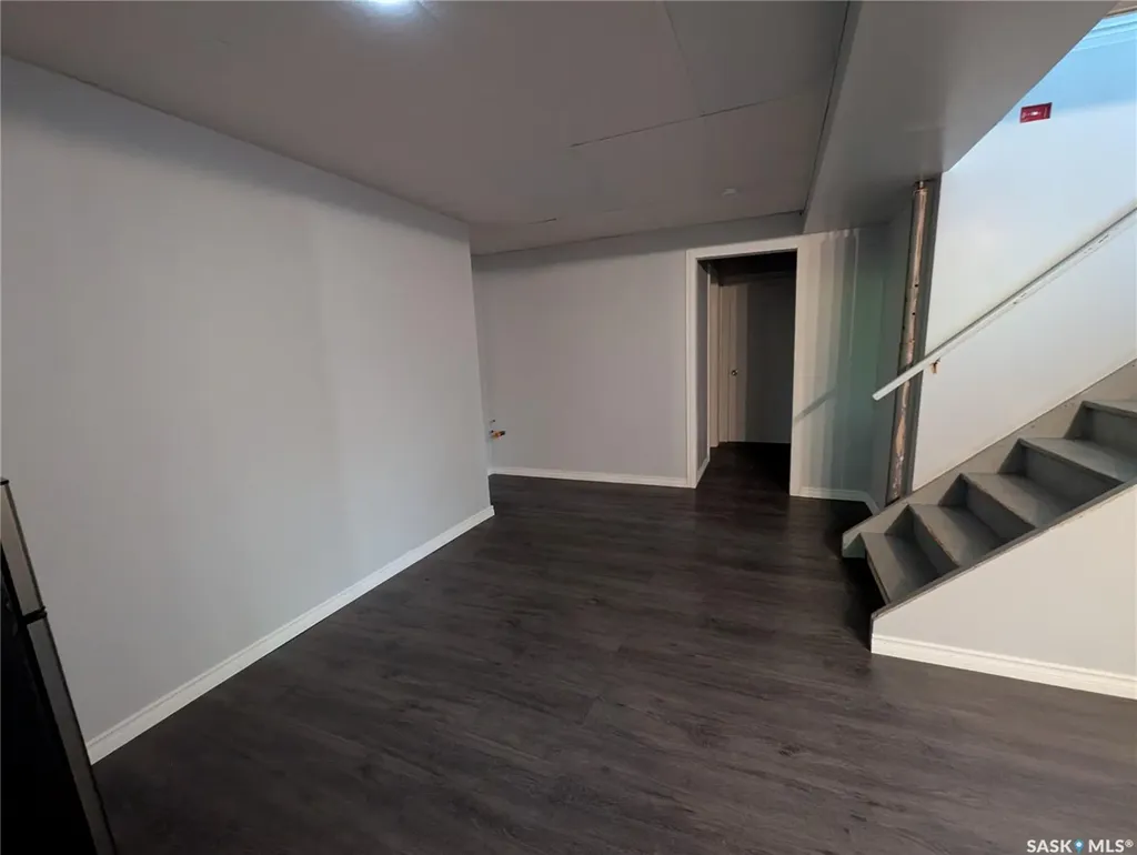 107 Carlton Street Viscount SK S0K 4M0