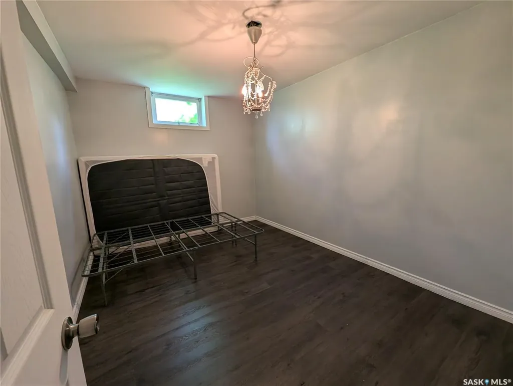 107 Carlton Street Viscount SK S0K 4M0