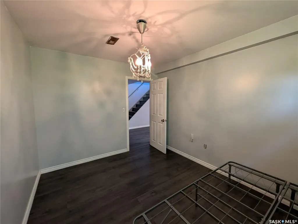 107 Carlton Street Viscount SK S0K 4M0