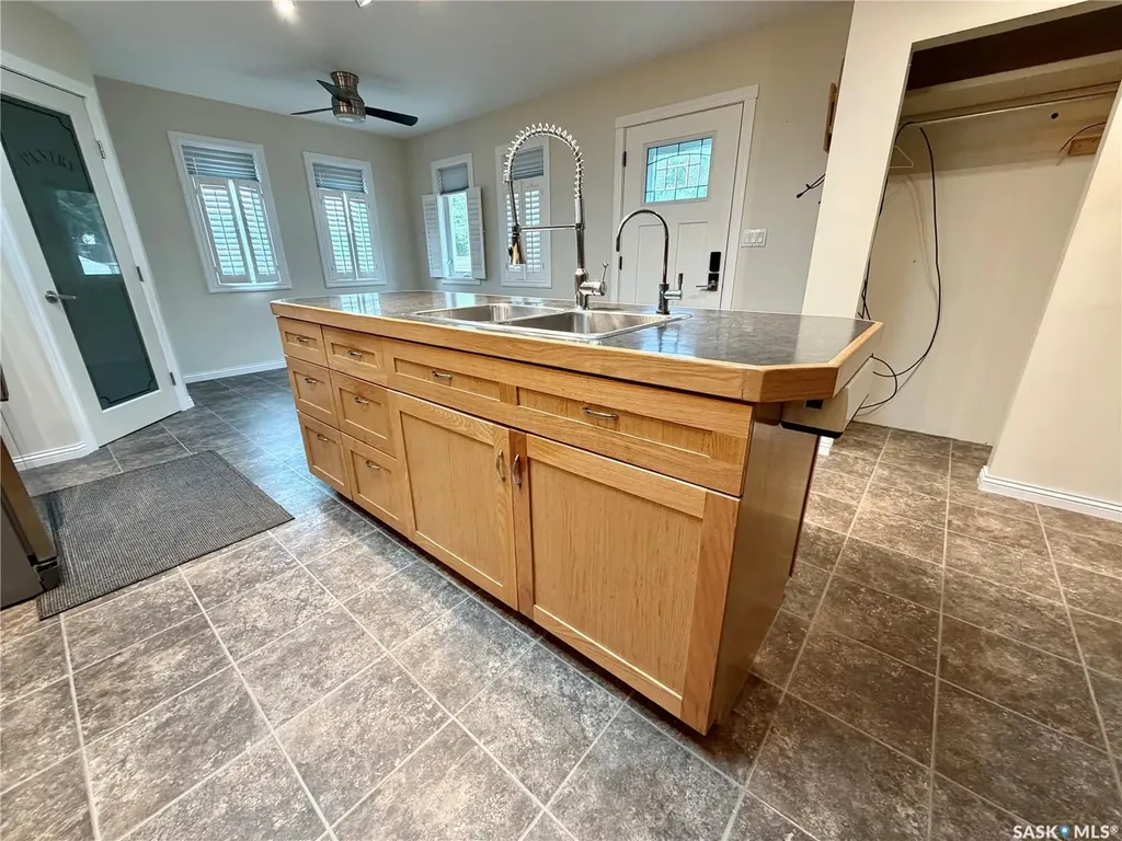 509 Mark Avenue Moosomin SK S0G 3N0