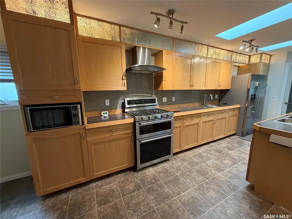 509 Mark Avenue Moosomin SK S0G 3N0