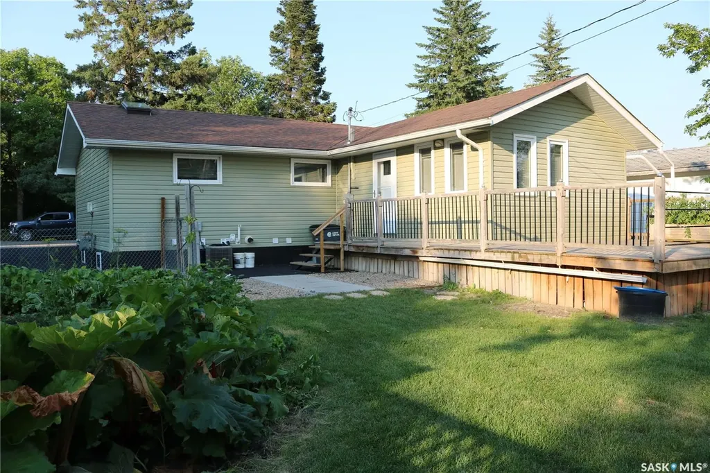 509 Mark Avenue Moosomin SK S0G 3N0