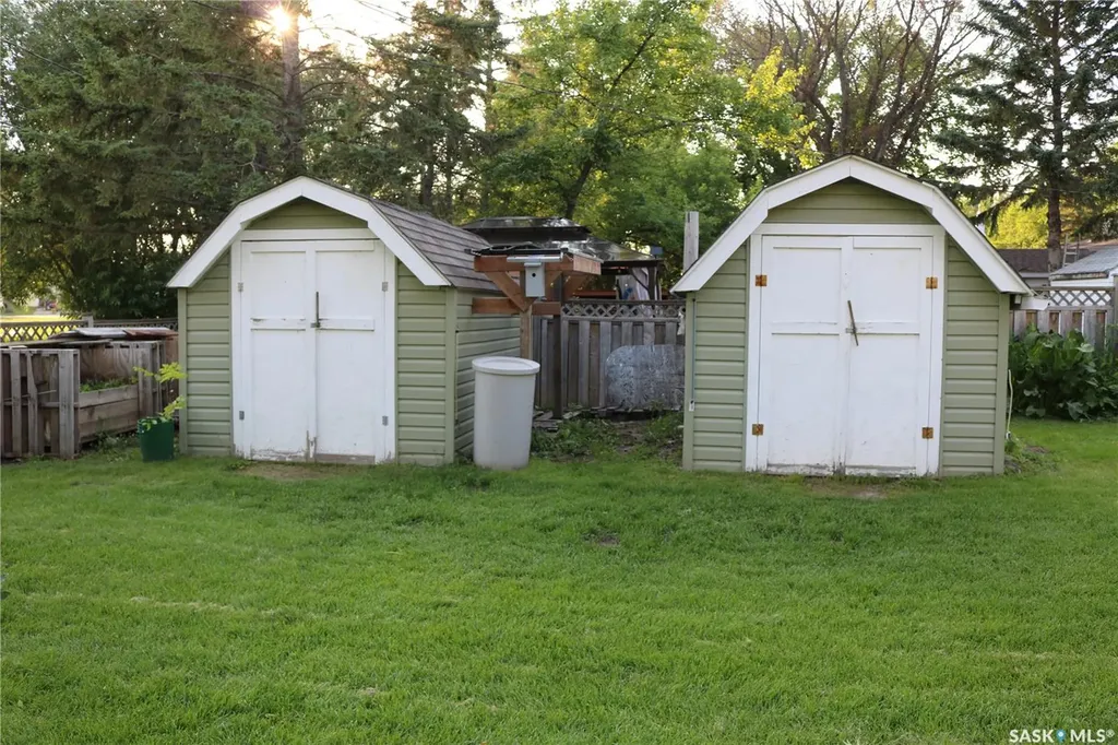509 Mark Avenue Moosomin SK S0G 3N0