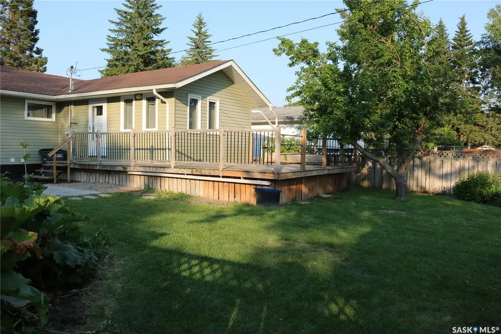 509 Mark Avenue Moosomin SK S0G 3N0