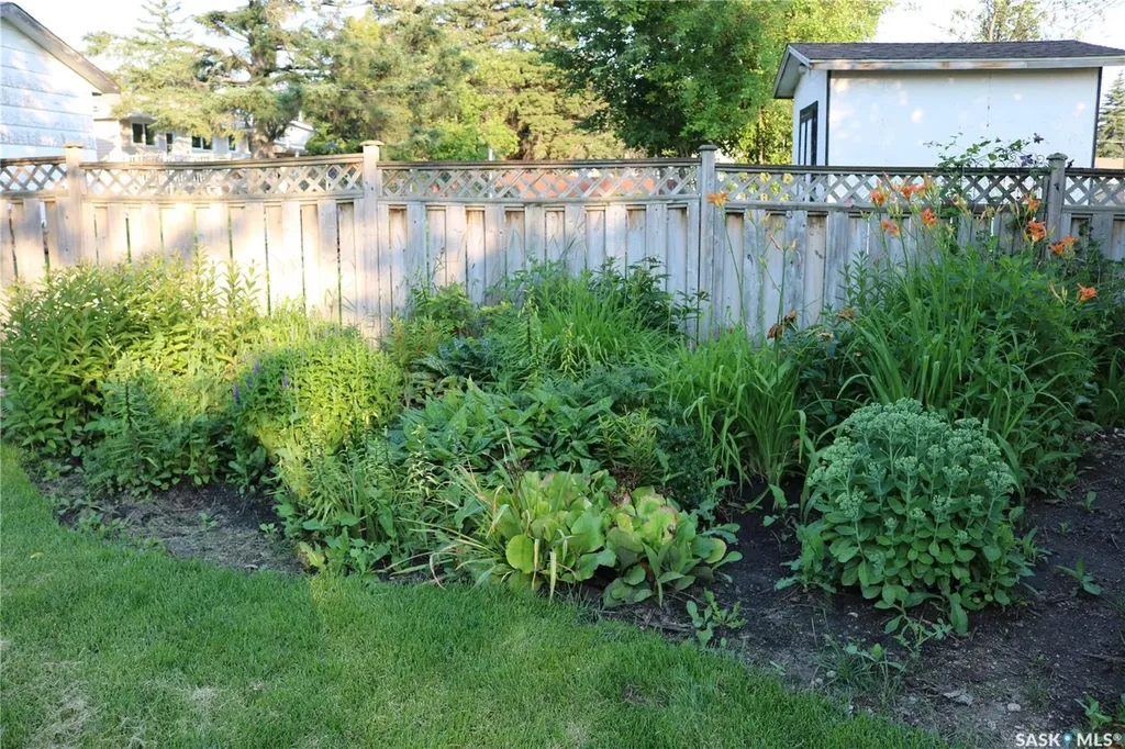 509 Mark Avenue Moosomin SK S0G 3N0