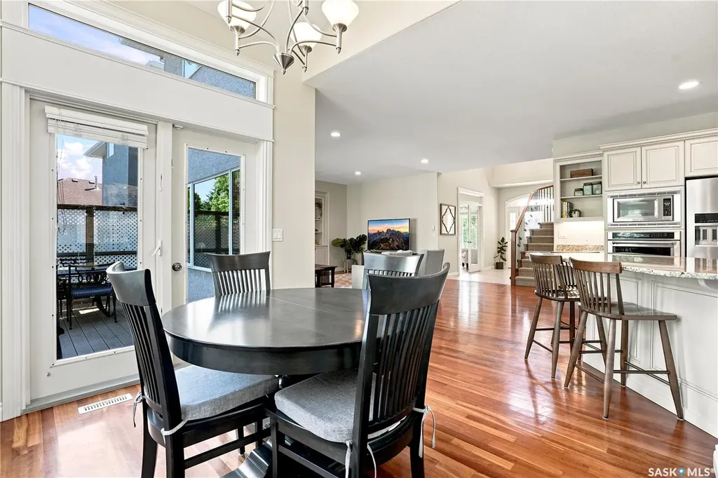 718 Brookhurst Lane Saskatoon SK S7V 1G1