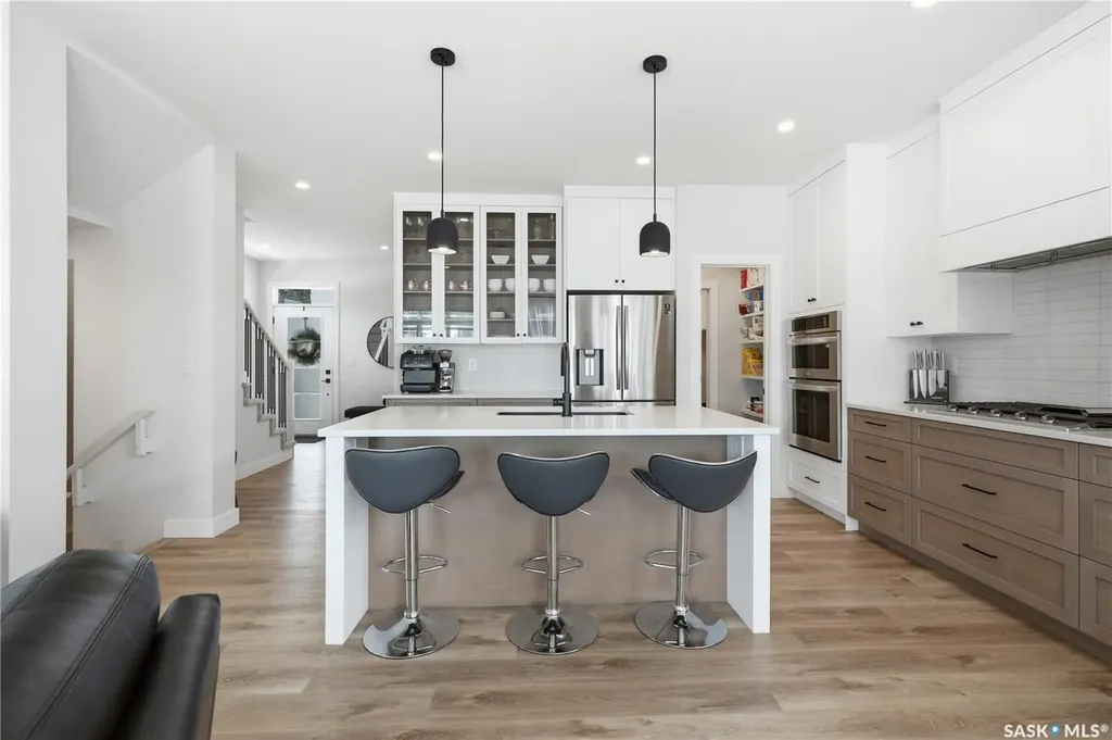 246 Prasad Manor Saskatoon SK S7V 1L4