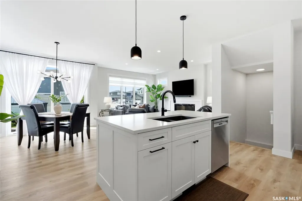 246 Prasad Manor Saskatoon SK S7V 1L4