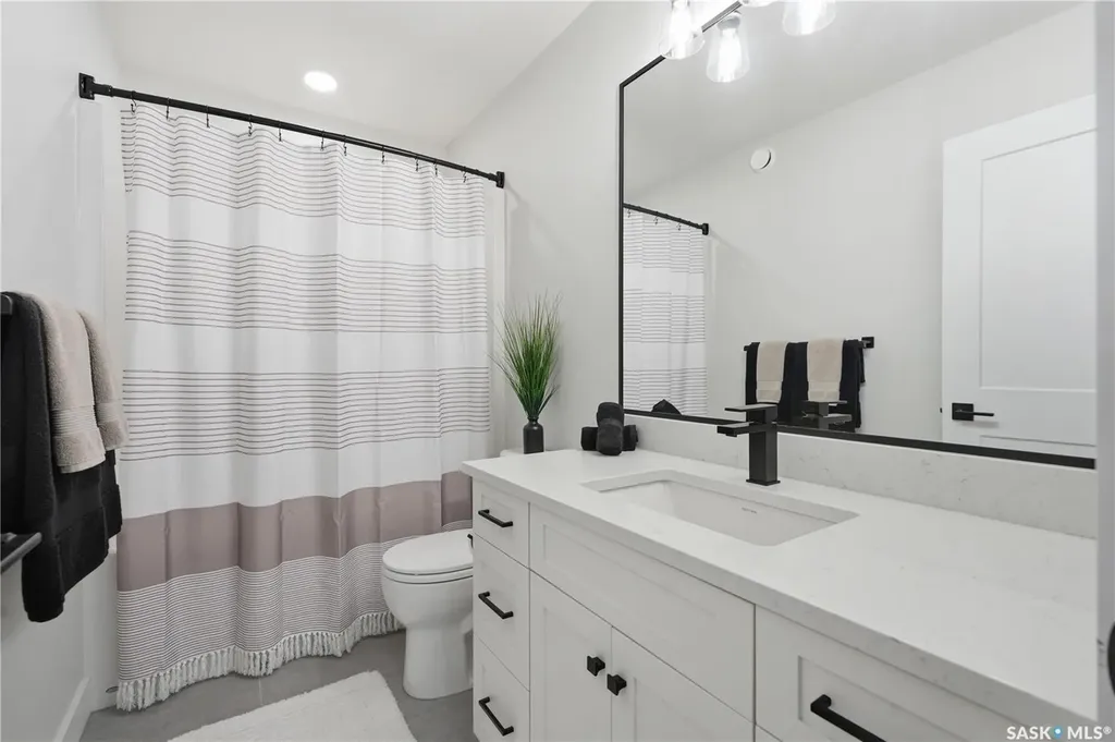 246 Prasad Manor Saskatoon SK S7V 1L4