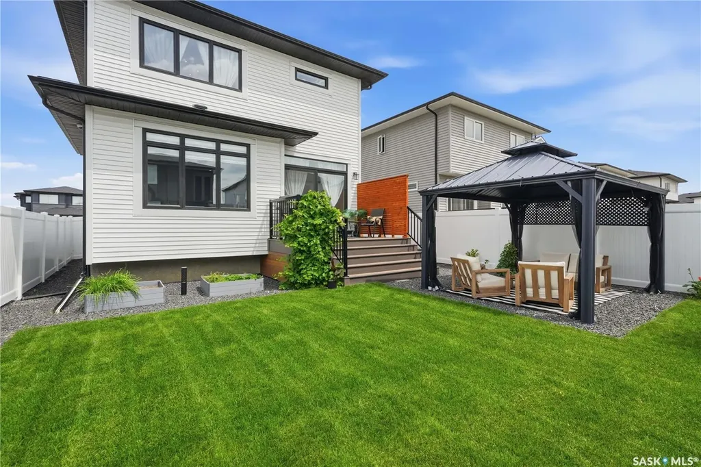 246 Prasad Manor Saskatoon SK S7V 1L4