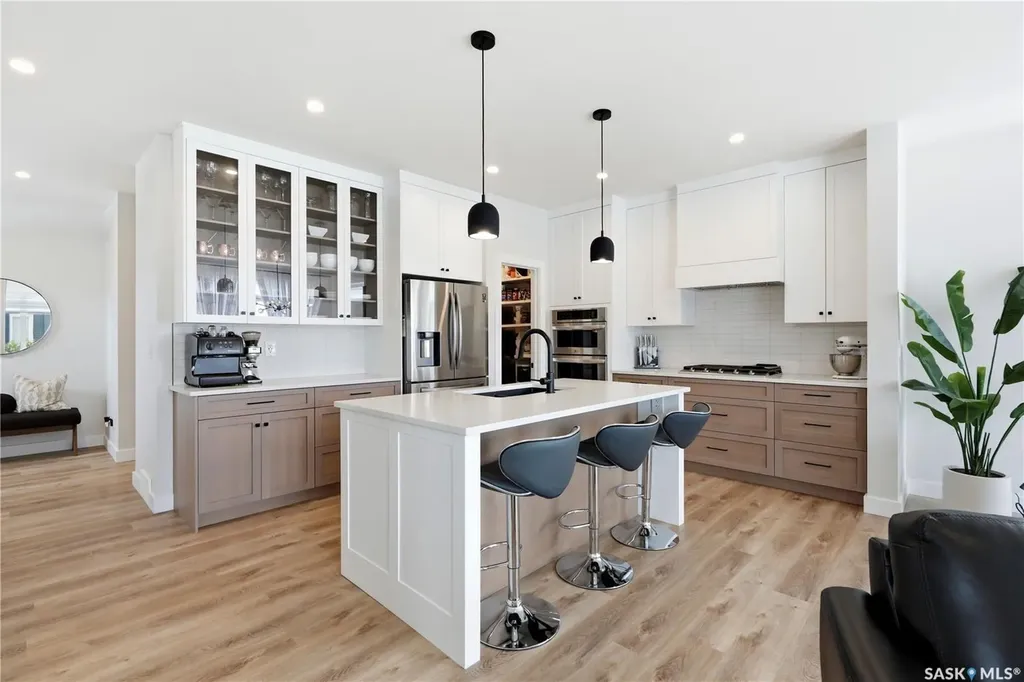 246 Prasad Manor Saskatoon SK S7V 1L4