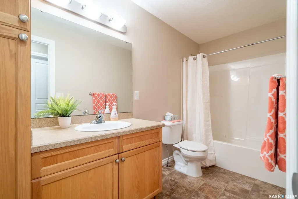 6345 Rochdale Boulevard Regina SK S4X 2R1