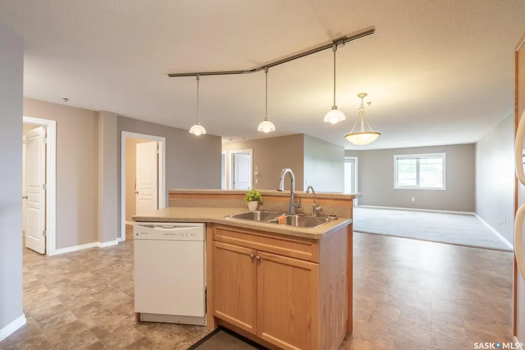 6345 Rochdale Boulevard Regina SK S4X 2R1