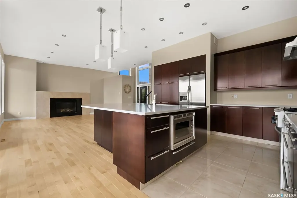 6110 Wascana Court Regina SK S4V 3E7