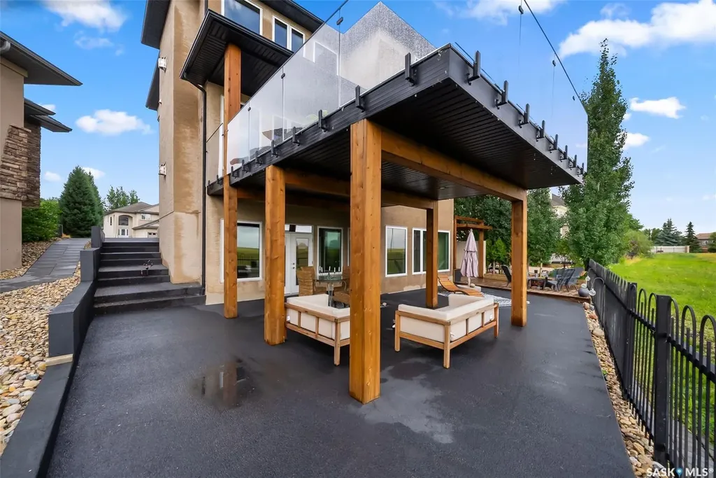 6110 Wascana Court Regina SK S4V 3E7