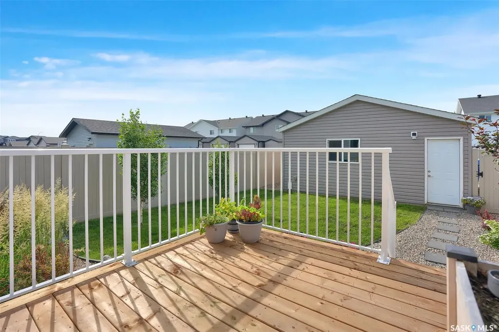 7945 Flax Avenue Regina SK S4Y 0E6