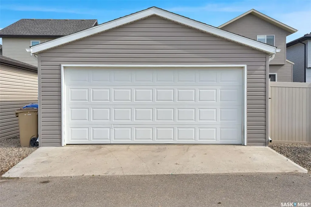 7945 Flax Avenue Regina SK S4Y 0E6