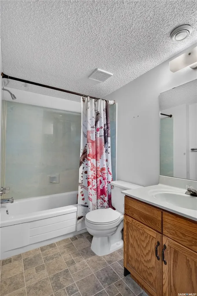 417 Fehr Crescent Martensville SK S0K 2T0