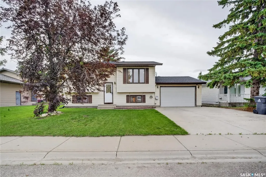 417 Fehr Crescent Martensville SK S0K 2T0