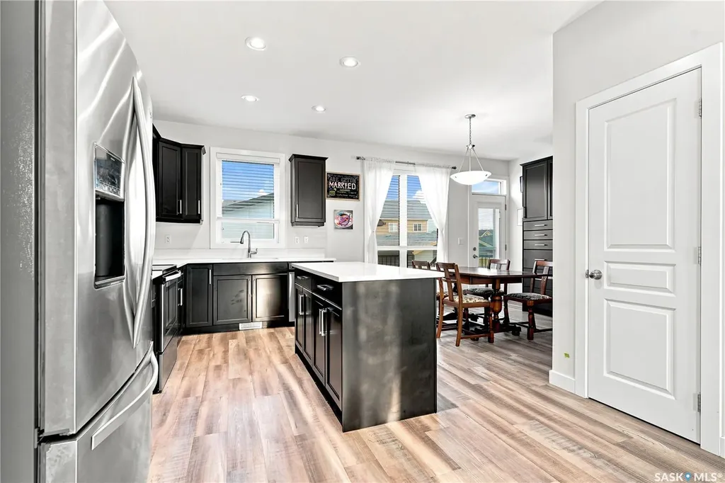 659 Secord Bend Saskatoon SK S7V 0M7
