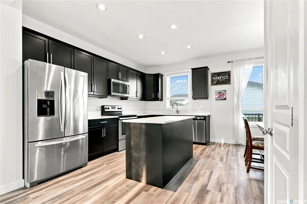 659 Secord Bend Saskatoon SK S7V 0M7