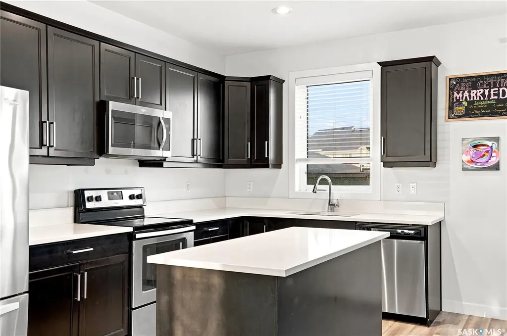 659 Secord Bend Saskatoon SK S7V 0M7