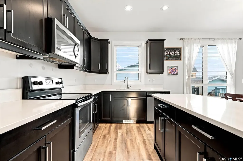 659 Secord Bend Saskatoon SK S7V 0M7