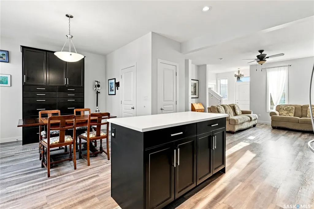659 Secord Bend Saskatoon SK S7V 0M7