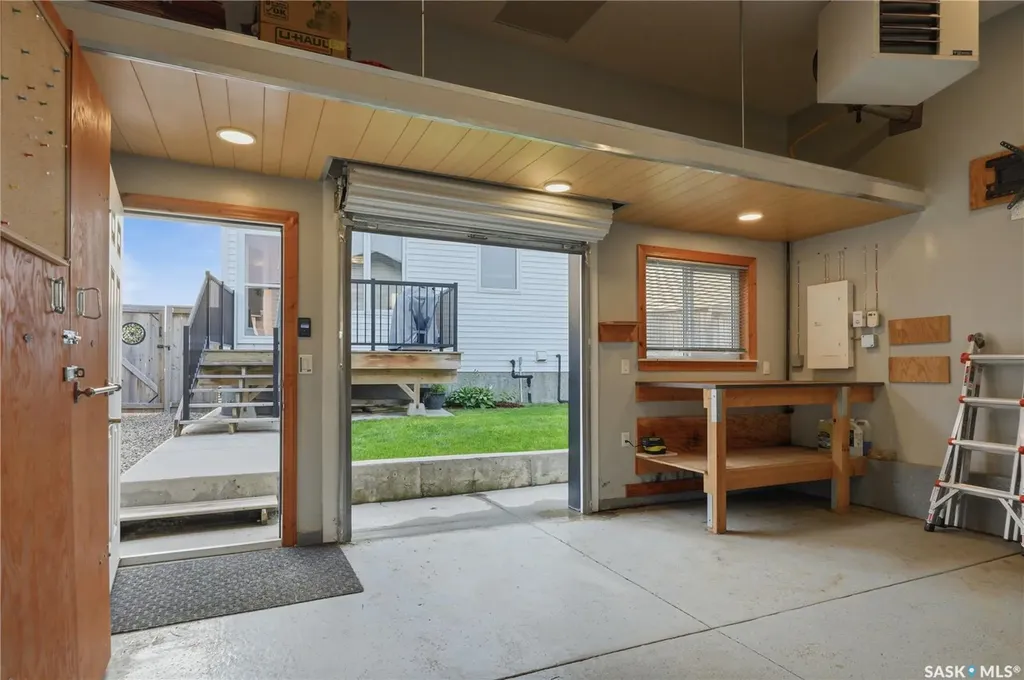 659 Secord Bend Saskatoon SK S7V 0M7