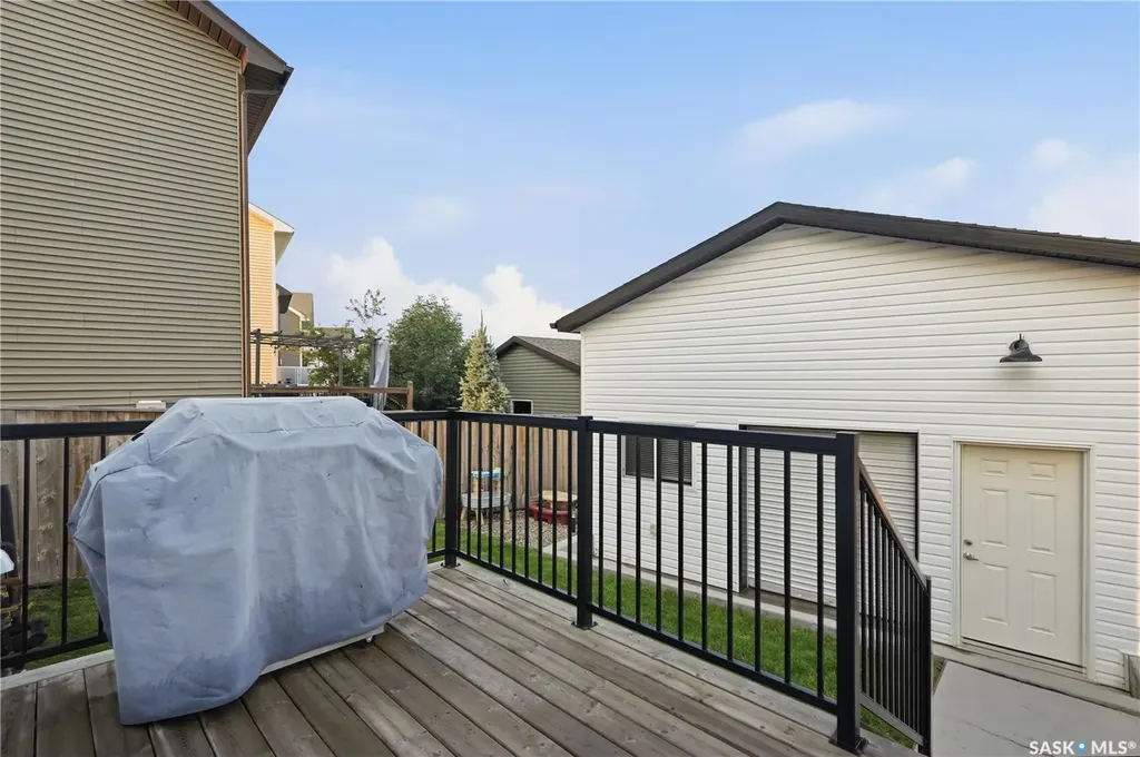 659 Secord Bend Saskatoon SK S7V 0M7