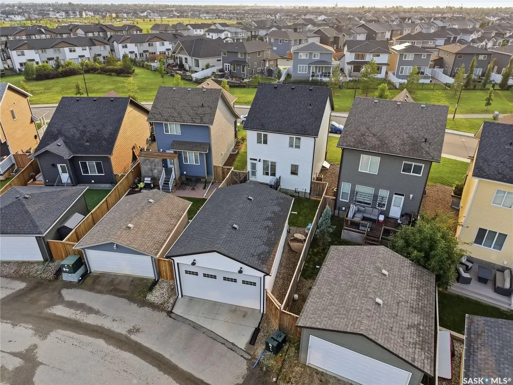 659 Secord Bend Saskatoon SK S7V 0M7