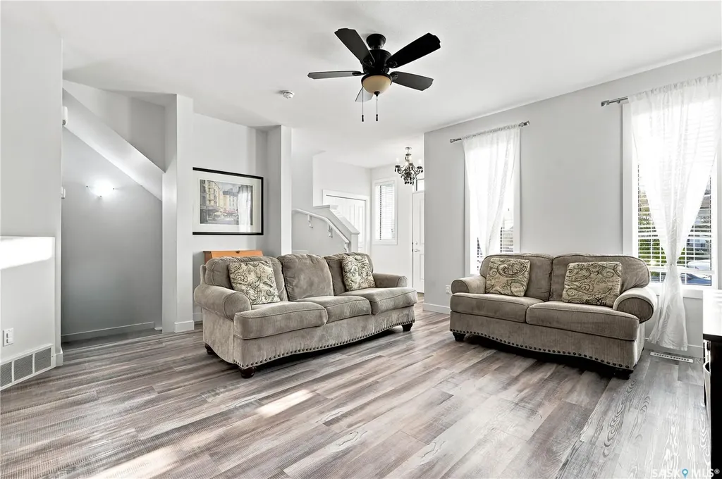 659 Secord Bend Saskatoon SK S7V 0M7