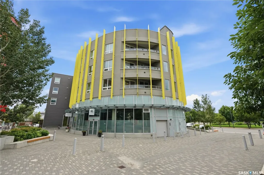 409 B Avenue S Saskatoon SK S7M 5M8