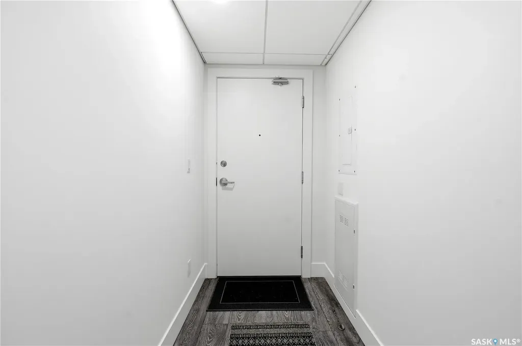 409 B Avenue S Saskatoon SK S7M 5M8