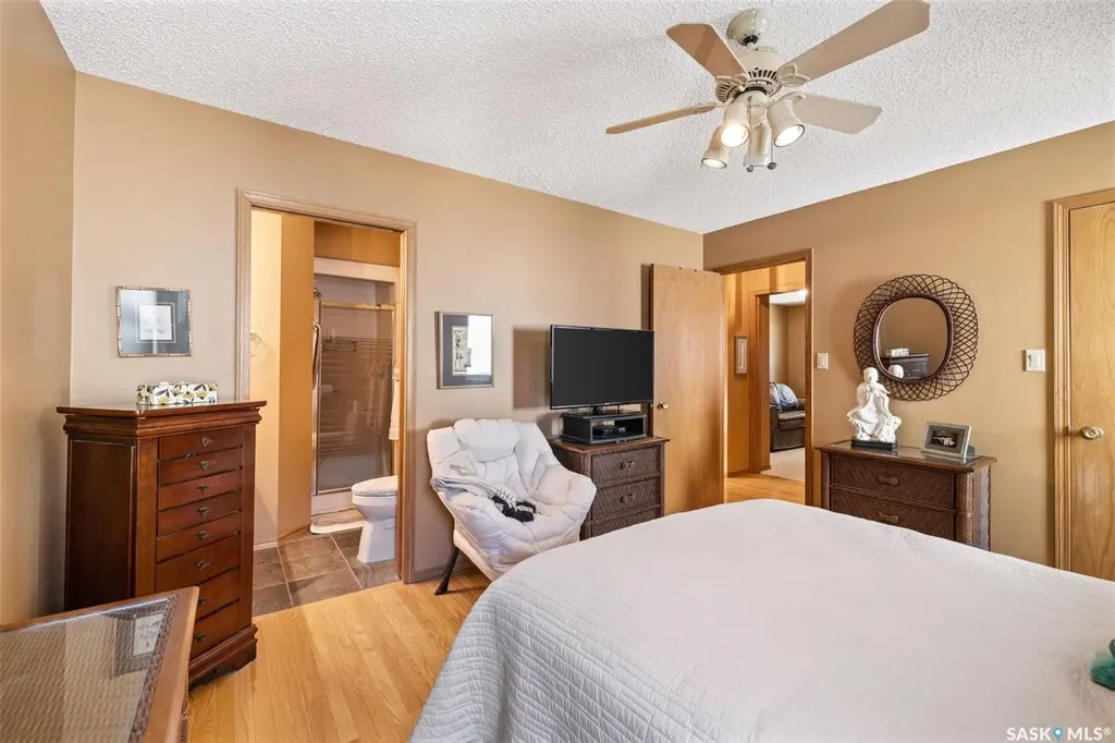 3147 Harding Street Regina SK S4V 1Z1