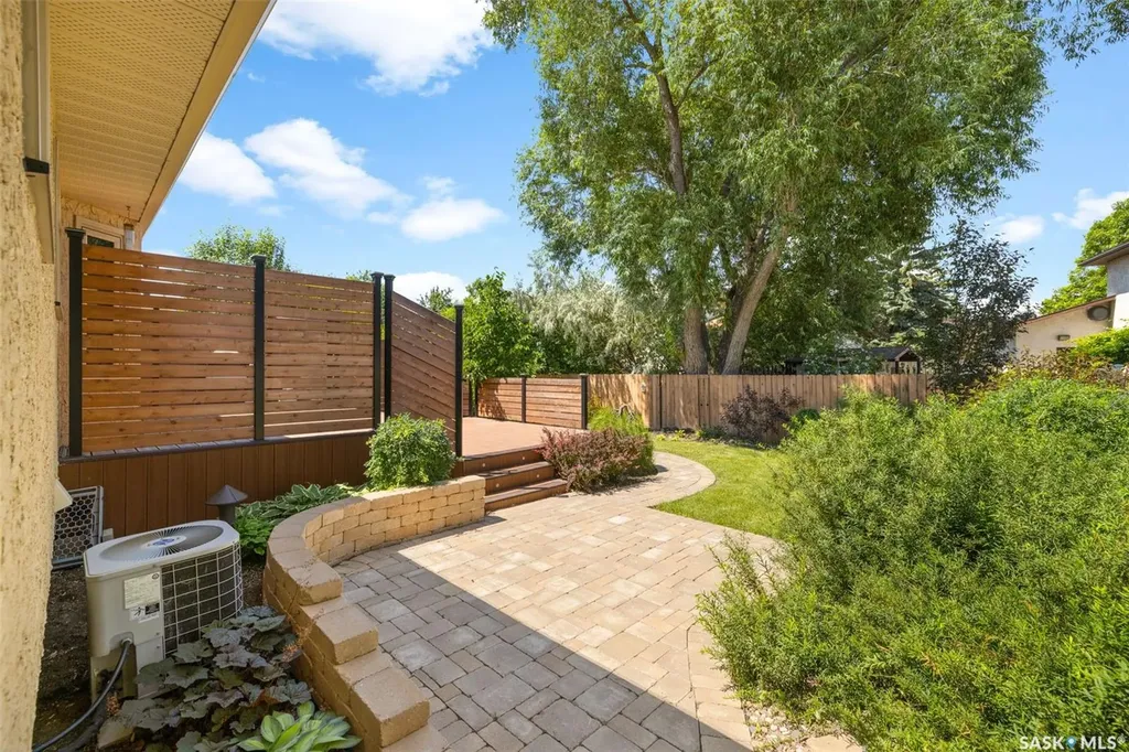 3147 Harding Street Regina SK S4V 1Z1