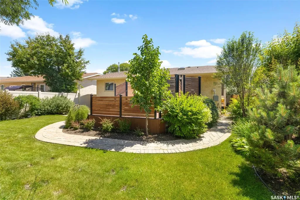 3147 Harding Street Regina SK S4V 1Z1