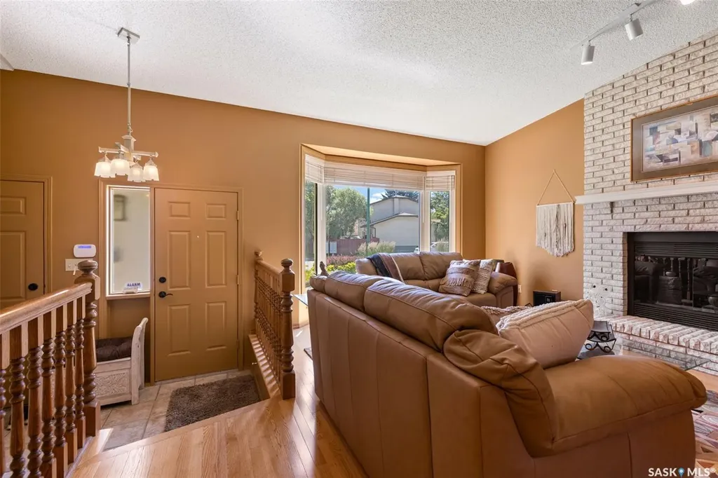 3147 Harding Street Regina SK S4V 1Z1