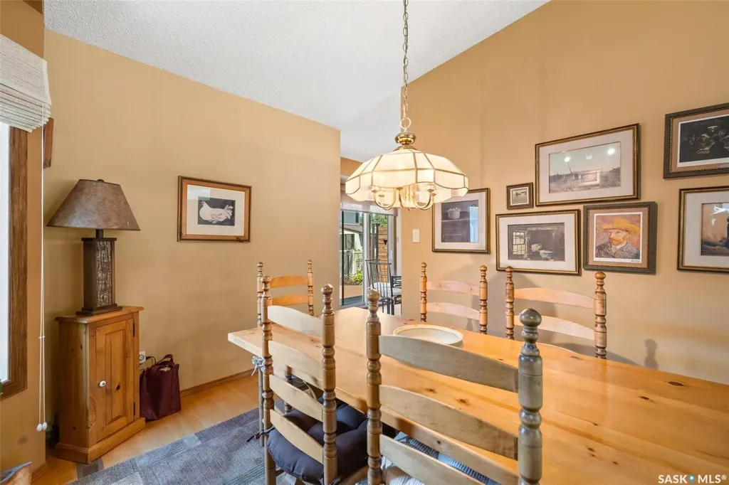 3147 Harding Street Regina SK S4V 1Z1