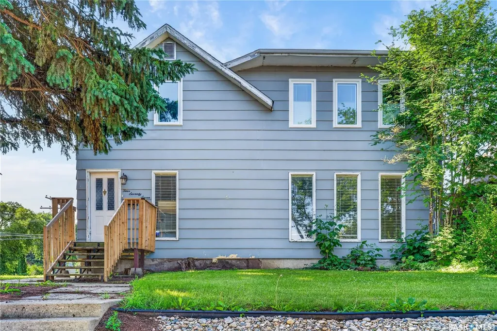 477 22nd Street E Prince Albert SK S6V 1N5