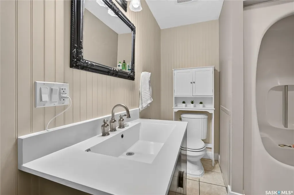 477 22nd Street E Prince Albert SK S6V 1N5