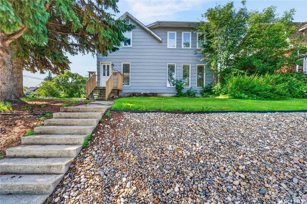 477 22nd Street E Prince Albert SK S6V 1N5