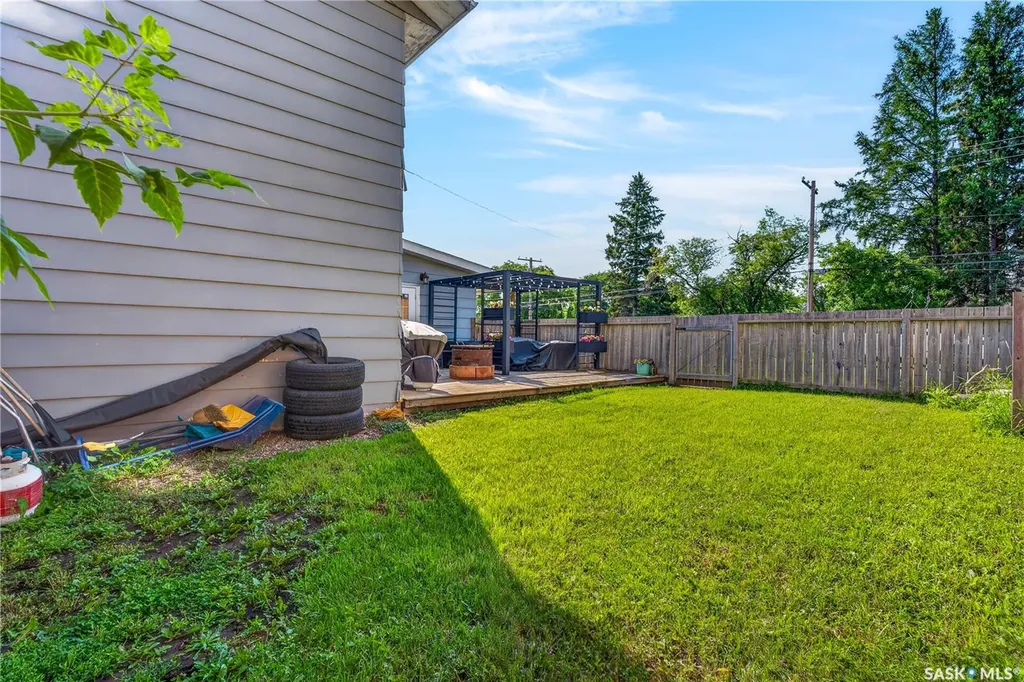 477 22nd Street E Prince Albert SK S6V 1N5